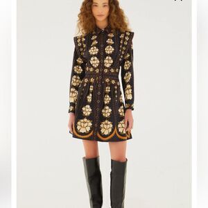 blue flowing beauty embroidered long sleeve midi dress Blue Flowing Beauty Embroidered Long Sleeve Midi Dress FARM Rio